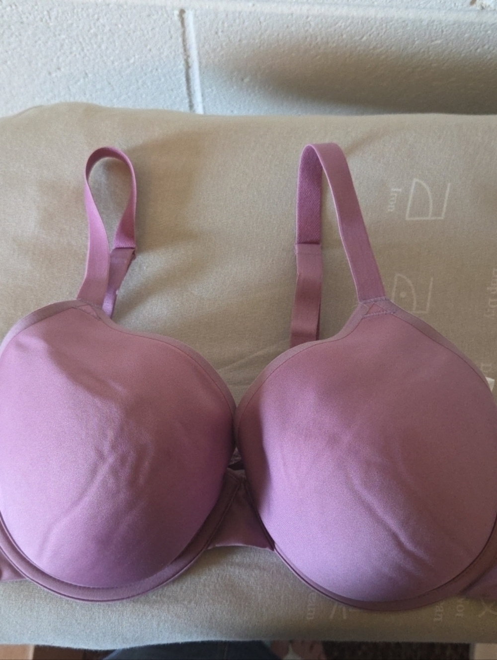 Wacoal Bra 38C At Ease Tshirt Purple Underwire 853308